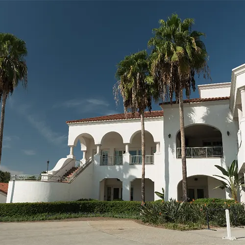 A prominent building in Winter Park, Florida, showcasing Sunstate Roofs' expertise as a leading Central Florida roofing company and contractor for residential and commercial roofing projects