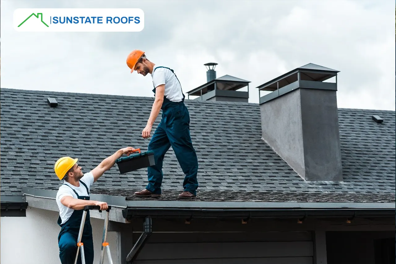 Expert roofing contractors in Winter Park FL working on a roof replacement project. Offering roof repairs, roof installations, and flat roof solutions. Trusted for quality roof services, addressing roof leaks, and providing professional replacement roofs in Winter Park